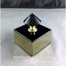 New Design Black Crystal Glass Perfume Bottle for Car PBM009B